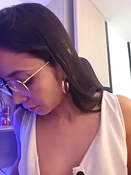 Chat XXX ao vivo de miaeyex