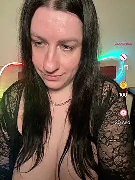 XXX chat uživo modela Evelinia