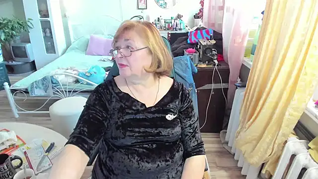 XXX chat uživo modela rekelme