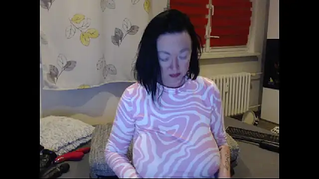 دردشة Alexie33 الجنسية المباشرة