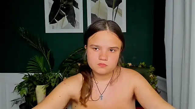 XXX chat uživo modela AdeleCruz