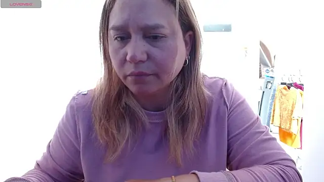 Chat XXX ao vivo de LauraReeves