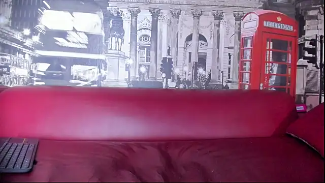 Chat XXX ao vivo de Caroline420_