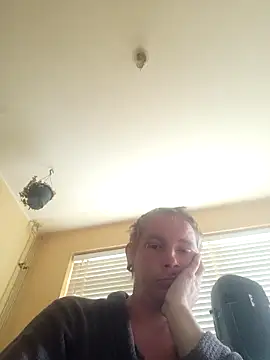 piercingpik – webcam-show