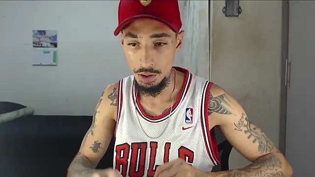 emiliano_hottt Webcam show