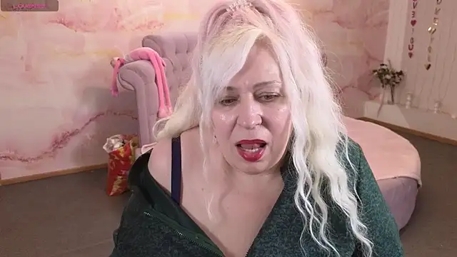 Penelope_Pinky élő XXX-chatje