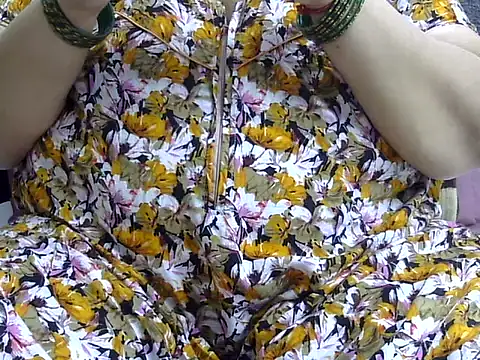 Chat XXX ao vivo de Kavya_XX