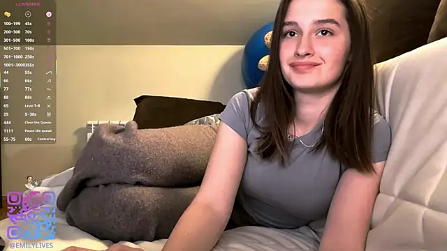 DarlineBrustera 现场XXX聊天