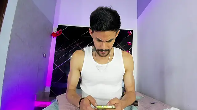 Chat XXX en directo de Leo_Vesper