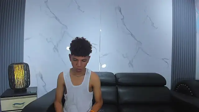 Show de Spicy_guys na webcam