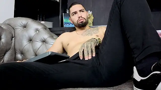 matteosantos' Webcam Show