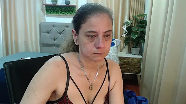 sasi_luna's Live XXX Chat