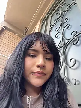 TatiLeeのライブXXXチャット