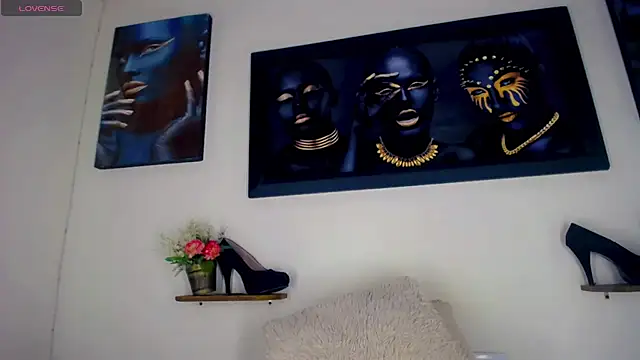 Nashla_D_- Show Webcam