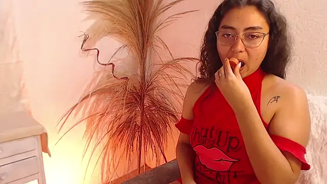 _Kim__M: онлайн-секс-чат