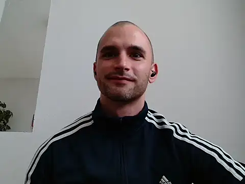 OskarBrenon Webbikameraesitys