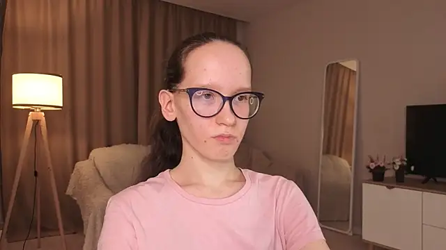 BettyBrowni Pertunjukan Webcam