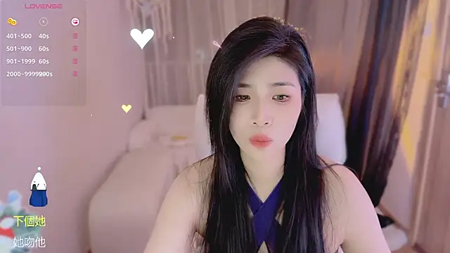 Vaidurya-Yolo's Live XXX Chat