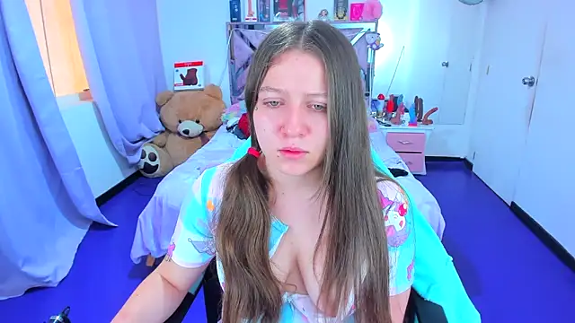 Chat +18 de Luna_Analya ao vivo