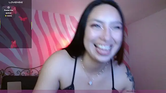 Scarlet_queen4 Adlı Modelin Canlı XXX Sohbeti