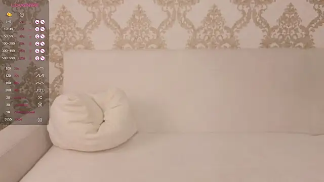 foxy_bloomm's Live XXX Chat