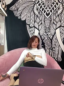 Boonny_Boo- Live XXX Chat