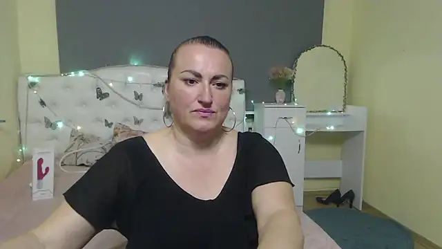 Онлайн чат XXX DianaMGG