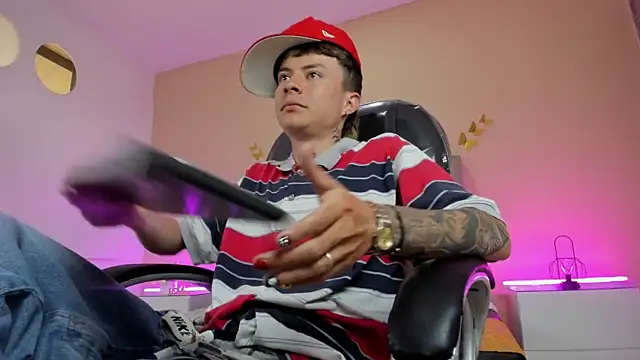 Nascary_FoxのライブXXXチャット