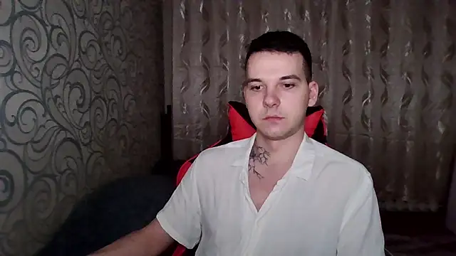 gwinbladeeのライブXXXチャット