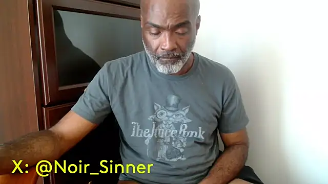 แชท XXX สดของ sinnernoir