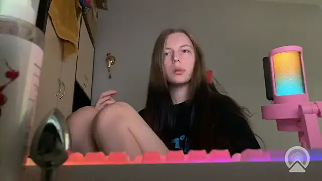 XXX chat uživo modela britneylovely