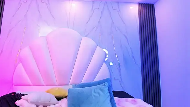 AliiceWonderland_ Webcam show