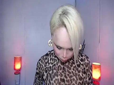 Pokazy przed kamerką – pixie_morgana