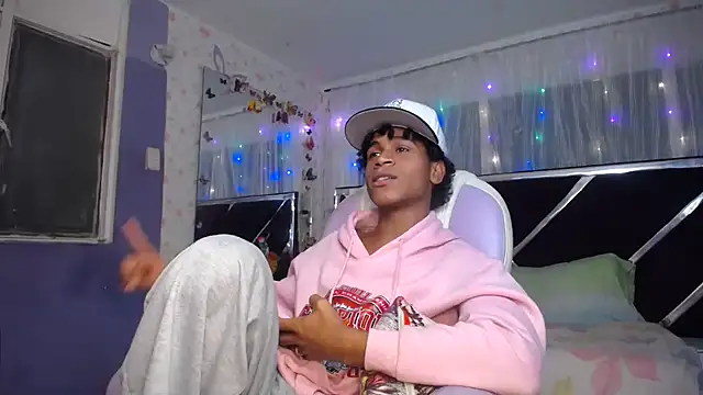 Santy_bigcock_01 Webcam Show