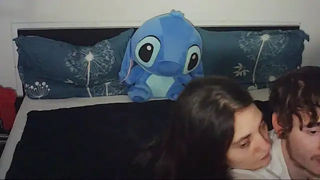 SoftEdgeBoy Pertunjukan Webcam