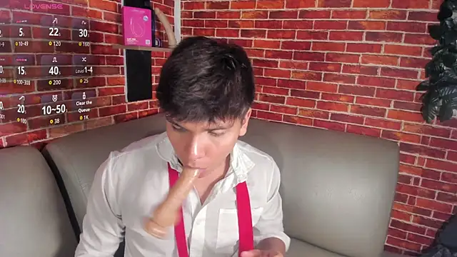 Thiago_Kozak: απευθείας συνομιλία ΧΧΧ