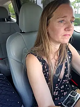 SkyelarsWorld Adlı Modelin Canlı XXX Sohbeti