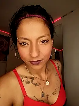 Chatroom XXX en direct de SamathaMay