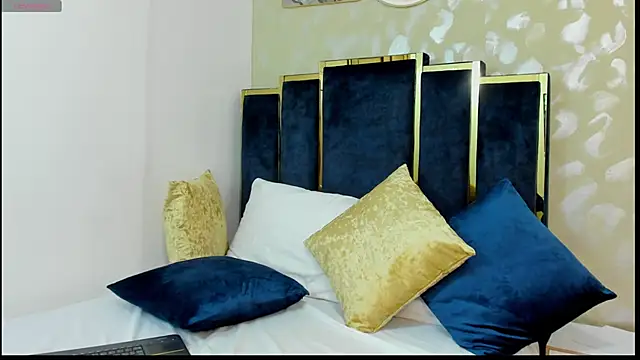 kylieBensoon Live XXX-chat