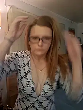 skyeb0787: διαδικτυακό σόου στην κάμερα