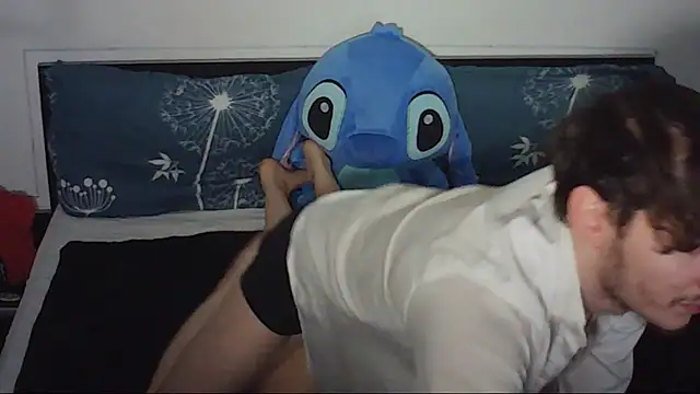 SoftEdgeBoy Webcam show