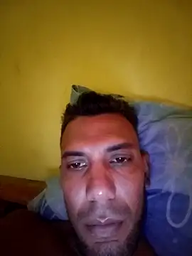 UnreadyChutzpa Adlı Modelin Canlı XXX Sohbeti