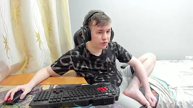 Вебкам-шоу iliaskrislove