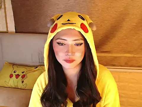 yourdevilsweettsx 现场XXX聊天