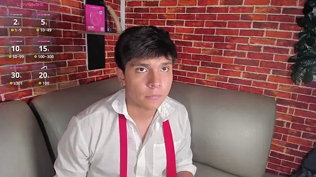 دردشة Thiago_Kozak الجنسية المباشرة