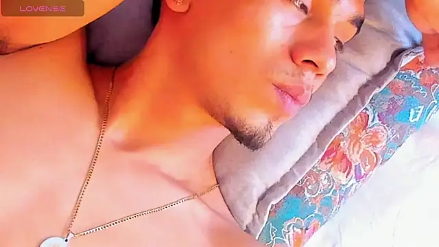 Chatroom XXX en direct de your_d0ll1