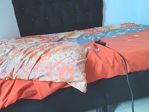 Sweet_Scarlett_ élő XXX-chatje