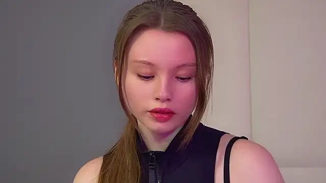 KeiraAsti: онлайн-секс-чат