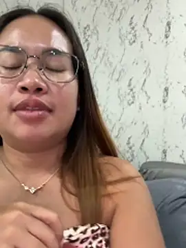 Онлайн чат XXX Ponthip