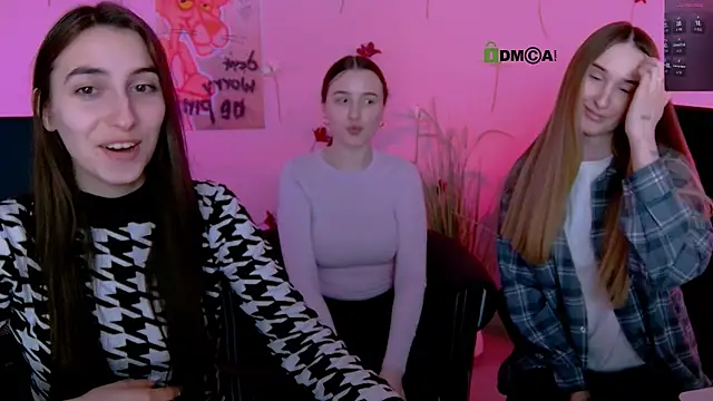 Show modela mila_firee na web-kameri